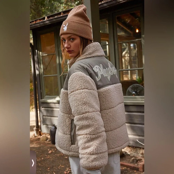 PacSun Tops - NWT PacSun Playboy Women's Apres Ski Puffer Jacket 🧸